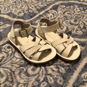Good condition sandals